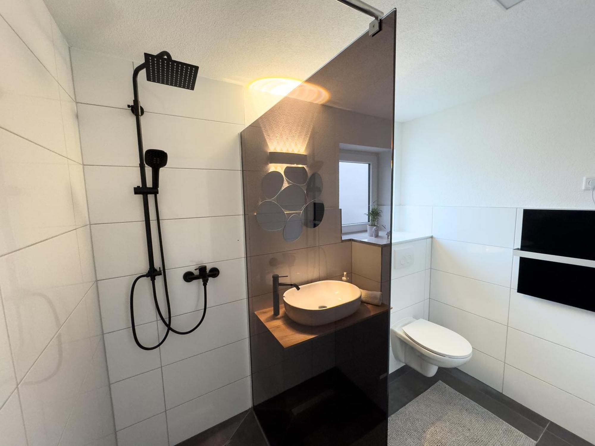 Klassen Apartments! Stadtnahes Ferienhaus* Mit Terrasse In Aulendorf * Fuer 6-8 Personen المظهر الخارجي الصورة