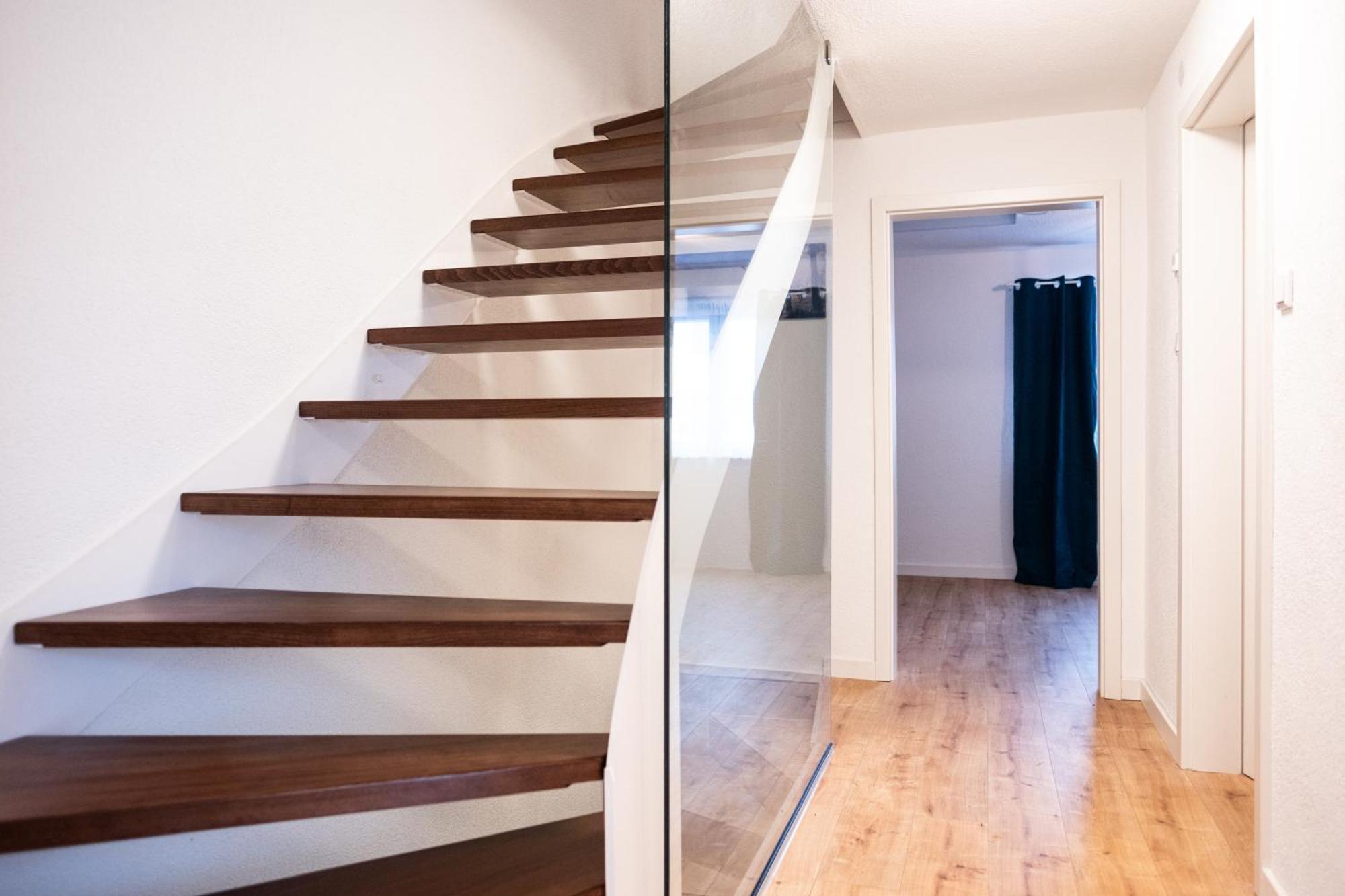 Klassen Apartments! Stadtnahes Ferienhaus* Mit Terrasse In Aulendorf * Fuer 6-8 Personen المظهر الخارجي الصورة